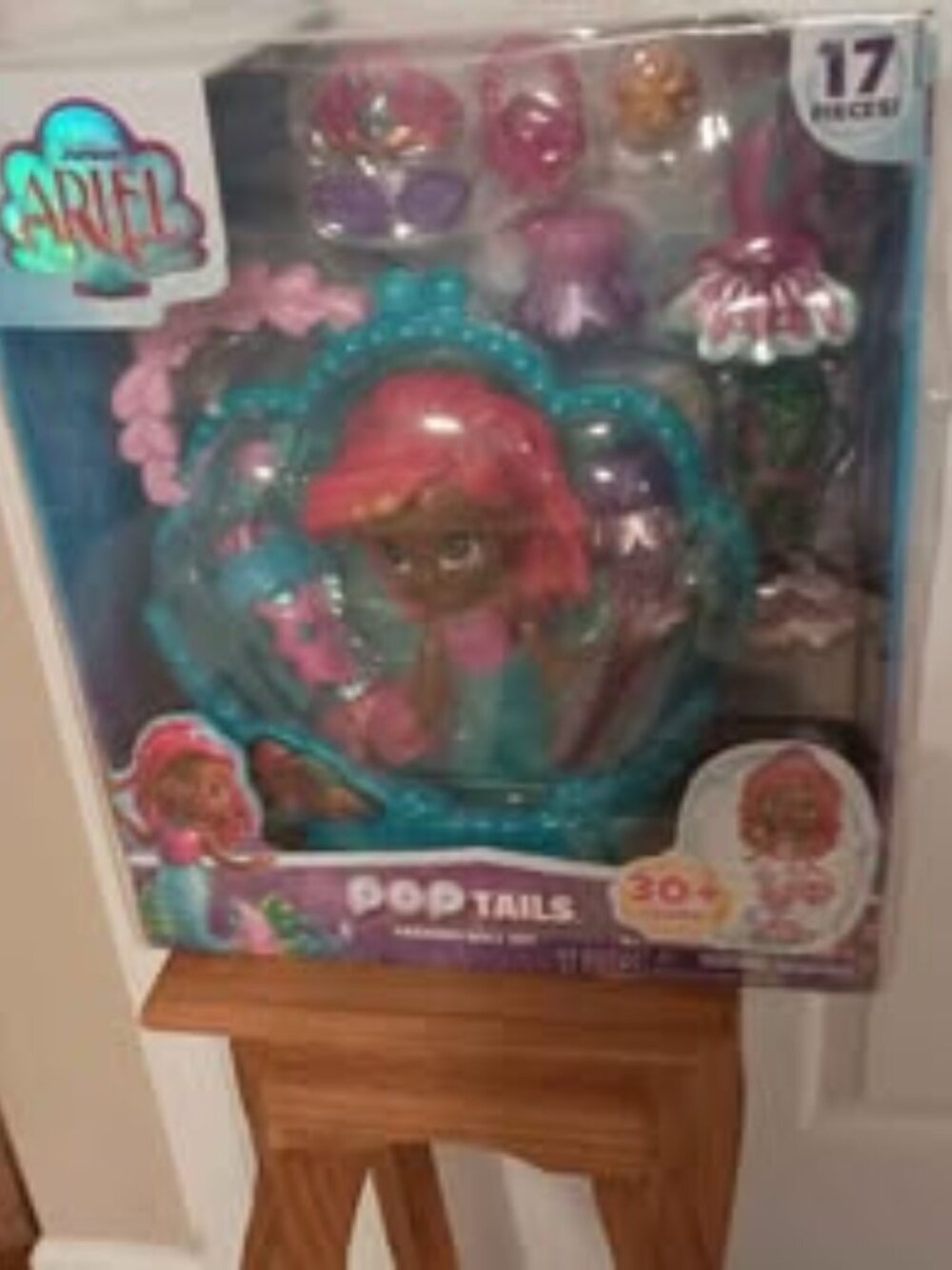 Disney Junior Ariel Little Mermaid Pop Tails Fashion Doll Playset